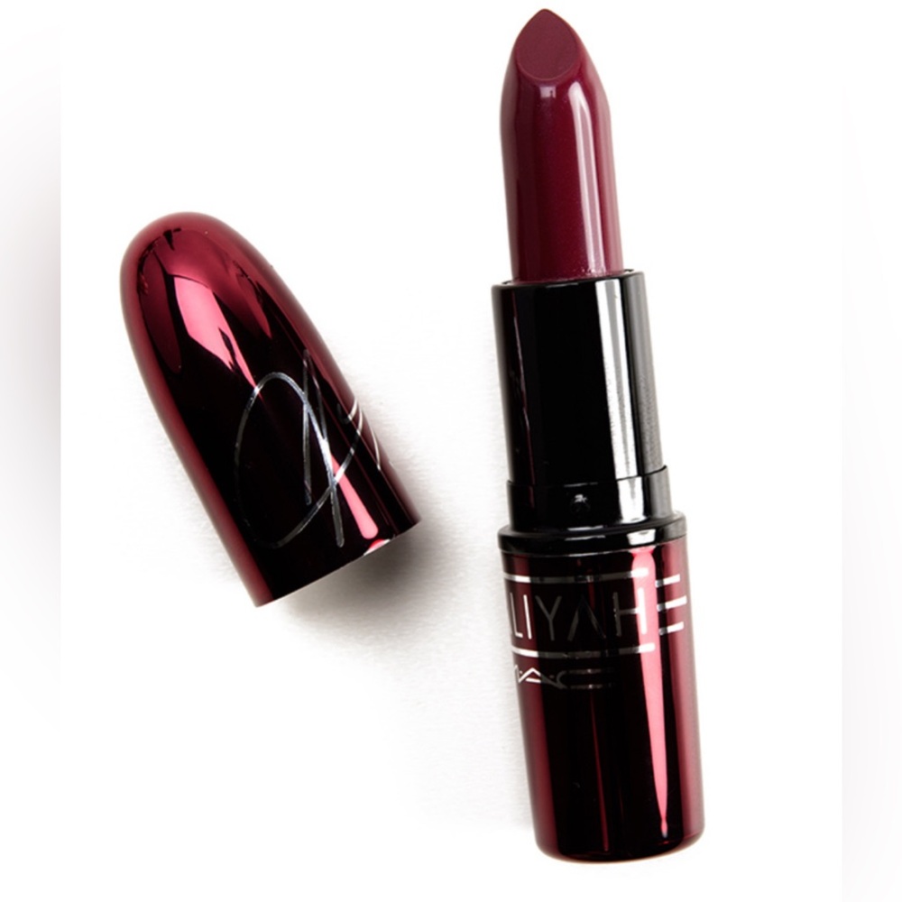 MAC  LIMITED EDITION LIPSTICK (MORE THAN A WOMAN) NEW